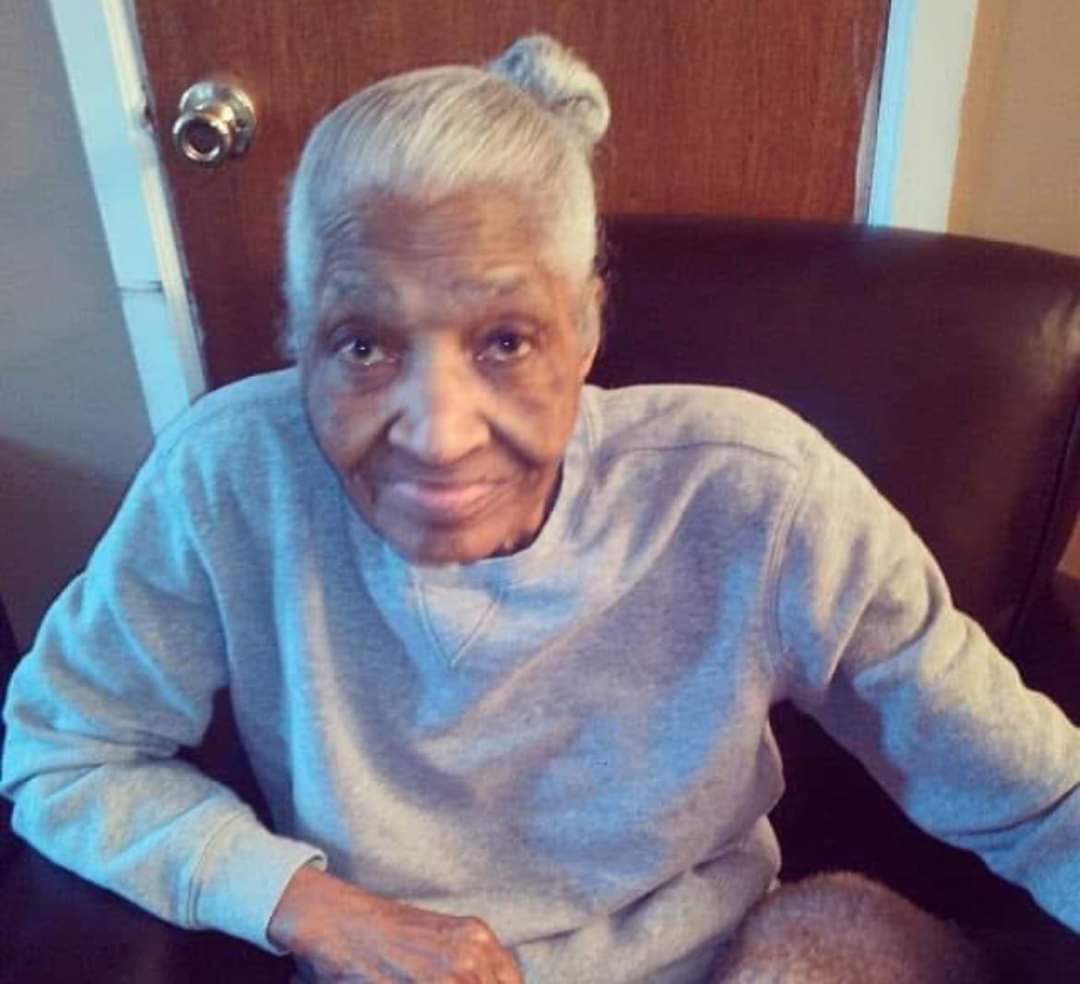 KamaniWald's tweet photo. GRANDMA FUNERAL IS AT 11, I'M STILL WOKE & CANNOT SLEEP, FAMILY CAR WILL BE HERE AT 10 TO PICK ME UP, LAWWD GIVE ME AT LEAST 4 HOURS OF REST OR IMMA BE A ZOMBIE! #RIPGERT #95YEARSOFLIVING #SHEDAGOAT https://t.co/WPcgP4GVsh