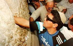 FPipman's tweet photo. @gianmaradona Diego eterno, desde Israel todos los días pensando en vos!!!. https://t.co/5rCj4uBNgM