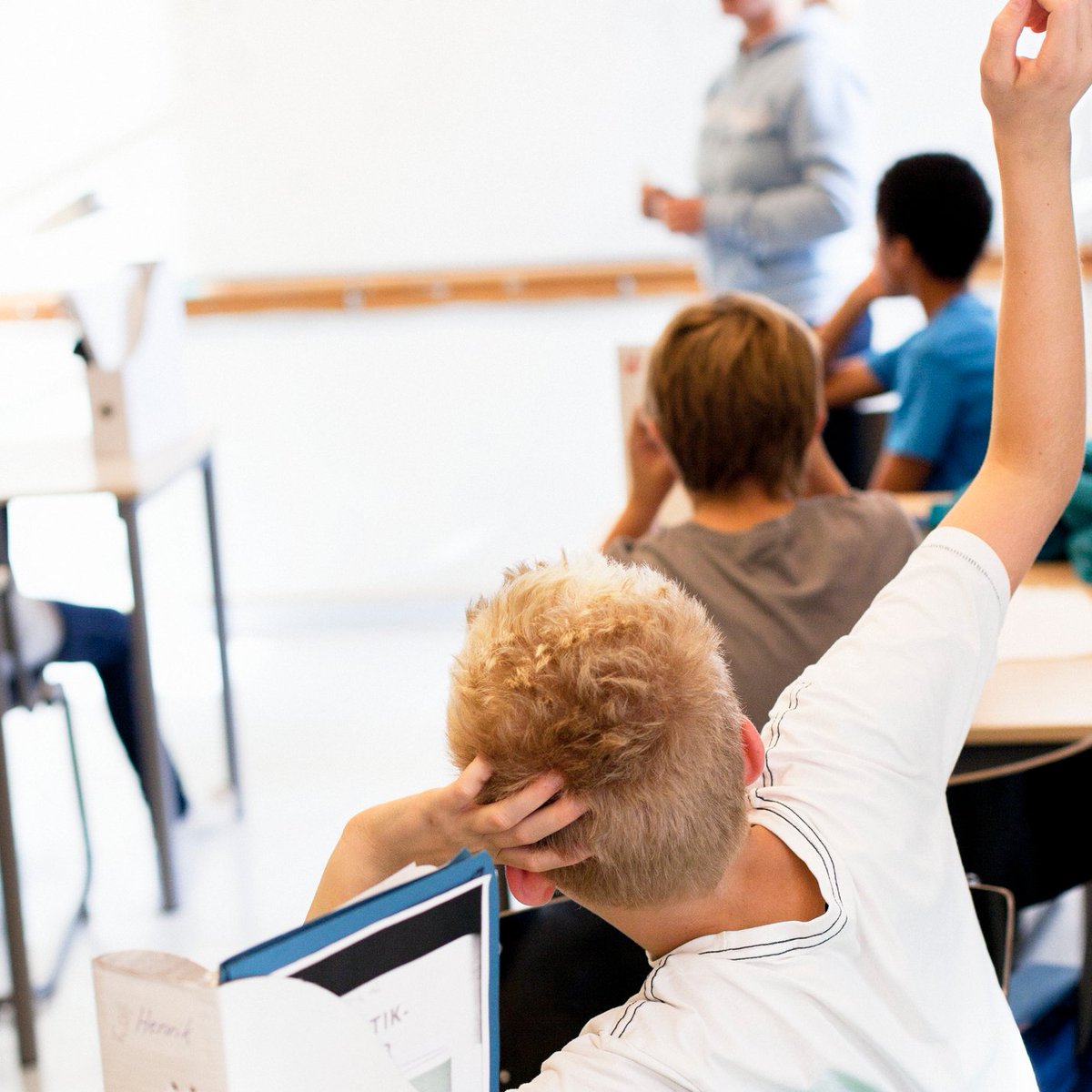 Nyfiken på praktiknära skolforskning? Här kan du läsa om projekten som beviljades forskningsbidrag 2021: skolfi.se/forskningsfina…