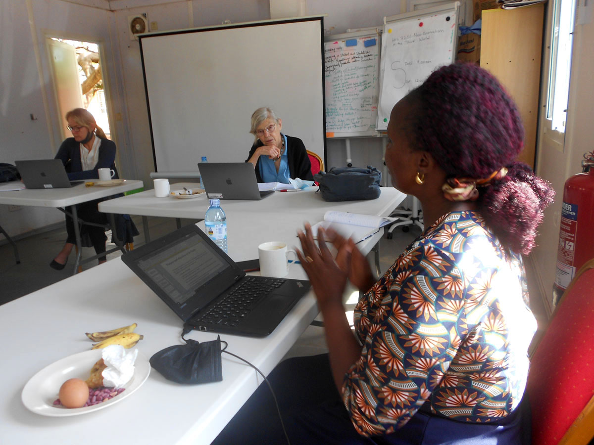 bsu_gulu's tweet photo. Happening now @GuluVarsity: Workshop of new @bsu_gulu PhD grant facilitated by Prof. Susan Whyte (University of Copenhagen) and Prof. Lotte Meiuert (Aarhus University) https://t.co/WQnjGnrRKX