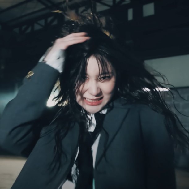 FeatherJmeee's tweet photo. THE LEE CHAEYEON:

➖Member of Want Crew
➖TC Candler's "Top 10 All Time Dancer"
➖In Seulgi's "Best female dancers in Kpop"
➖In Choreographer BYJ's "Best Dancers in KPOP"
➖“Lee Chaeyeon, is going to be a strong performer as well as a strong person in the battle” -BoA
👏❤️‍🔥 https://t.co/Xmfd2cxSbh