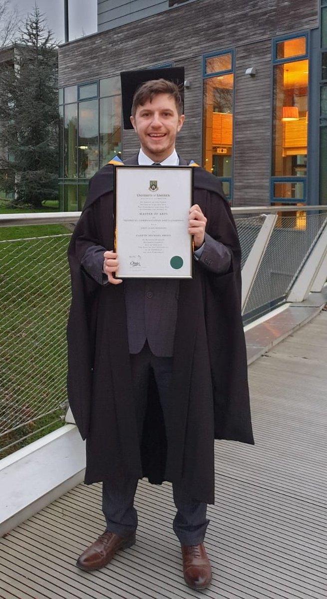 gearoidob's tweet photo. I graduated! I've a Masters! @ResearchArtsUL @UL has been my home for the last five years and it is going to odd not going to class anymore but I have had an amazing time. Shout-out to @EnglishAtUL @ULSociology and #MATCEL for making my experience the best it could have been. https://t.co/I1Hpgtzc2Q