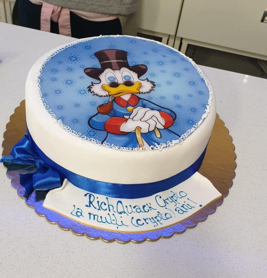 RichQuack's tweet photo. 10B $QUACK #Giveaway | 24 H

Happy Birthday @ZaZaBodo , Zaza got a #RichQUACK cake for his birthday from his office fam! 

🦆 RT &amp; follow @ZaZaBodo and Wish him a happy birthday!

 #QUACKarmy #QUACKattack $QUACK #cryptocommunity #Crypto #cryptocurrency https://t.co/O6JbQVhvQd