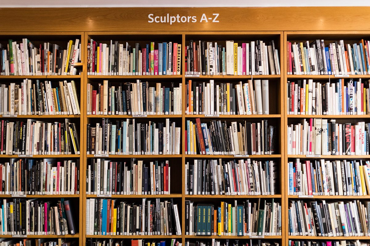 * APPLICATIONS OPEN *

Each year we offer a number of Fellowships to enable artists and researchers to develop their work.

If you're an academic or curator working on sculpture or an artist looking to develop your practice, then take a look ⬇

henry-moore.org/research-fello…

#artopps