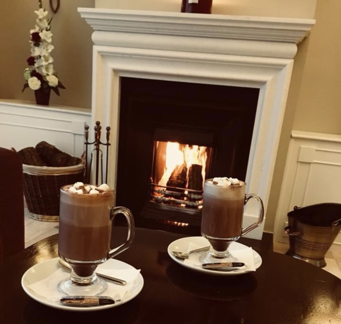 Longcourt House Hotel (@longcourthh) on Twitter photo Thr most perfect way to keep warm this winter! A roaring fire & delicious hot chocolates #originalirishthursday <a href="/OriginalIrishHt/">Original Irish Hotels</a> Thr most perfect way to keep warm this winter! A roaring fire & delicious hot chocolates #originalirishthursday <a href="/OriginalIrishHt/">Original Irish Hotels</a>