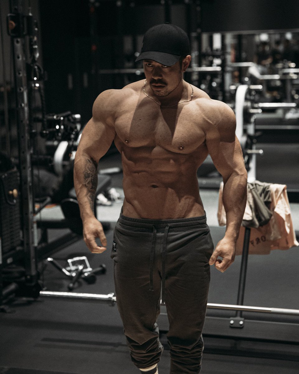 KanekinFitness's tweet photo. 自分がなぜ日本一なのかを今年もまた証明します。
#バランス派がサイズつけたらゲームオーバー https://t.co/hsZongFMIK