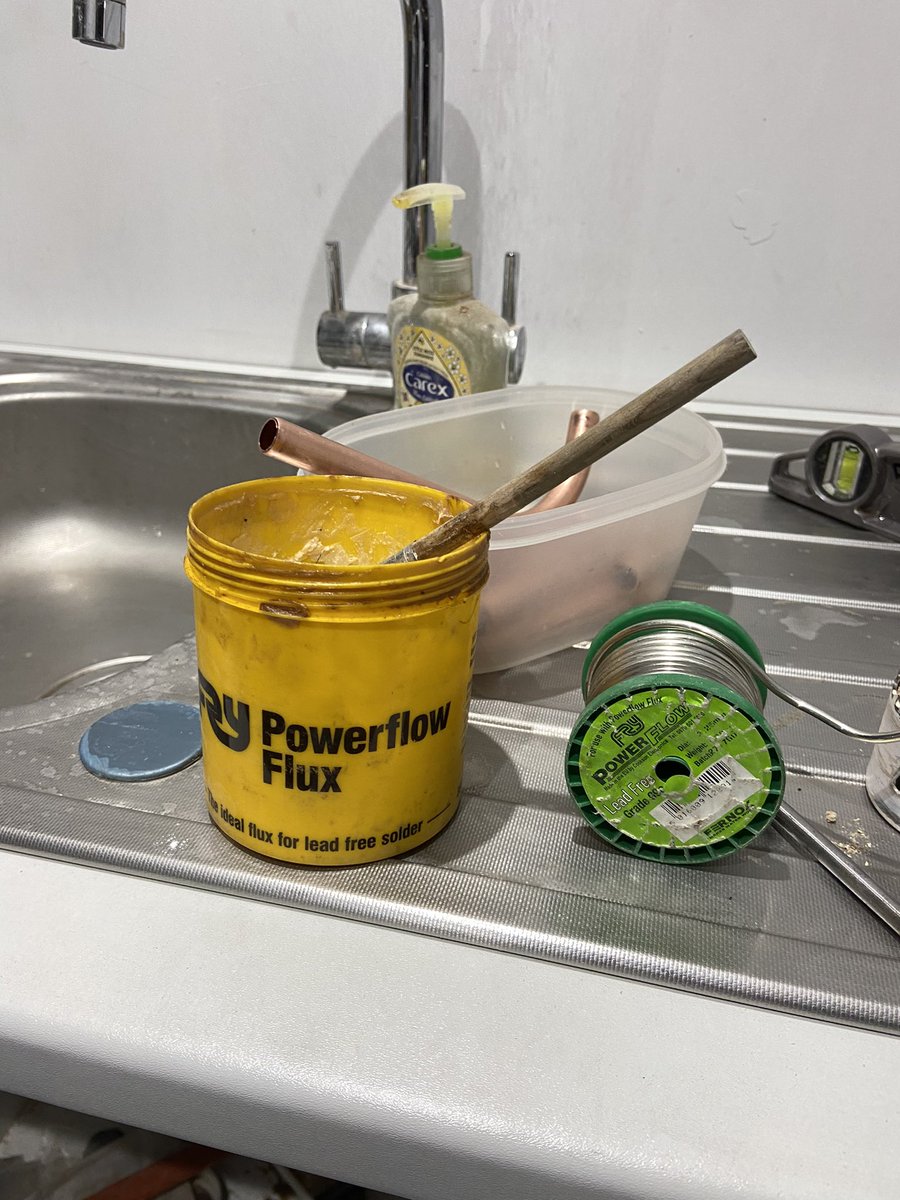 On site with a <a href="/NIBEEnergy/">NIBE Energy Systems Ltd</a> installation, flushing it to make sure it’s BS7593:2019 compliant with <a href="/Fernox/">Fernox</a> chemicals and filter.