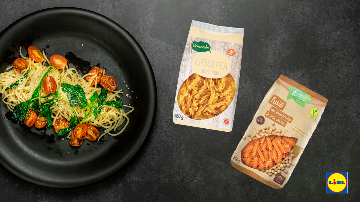 LidlBelgium's tweet photo. Het is #bioweek bij Lidl! 💚 Wist je dat je bij Lidl nu al 161 #biologische producten terugvindt? De voorbije 5 jaar hebben we een omzetgroei van 172% gerealiseerd. Want, bio is nu eenmaal een pak beter voor de gezondheid van onze klanten, #dieren én het #milieu 👍 #sustainable https://t.co/ItjNZxkufY