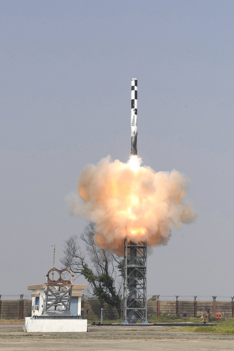 SpokespersonMoD's tweet photo. BrahMos supersonic cruise missile, with increased indigenous content and improved performance, successfully test-fired from #IntegratedTestRange, Chandipur off the coast of Odisha, today.
Press Release: https://t.co/QH2OpZBw0A https://t.co/AoiFwD34SP