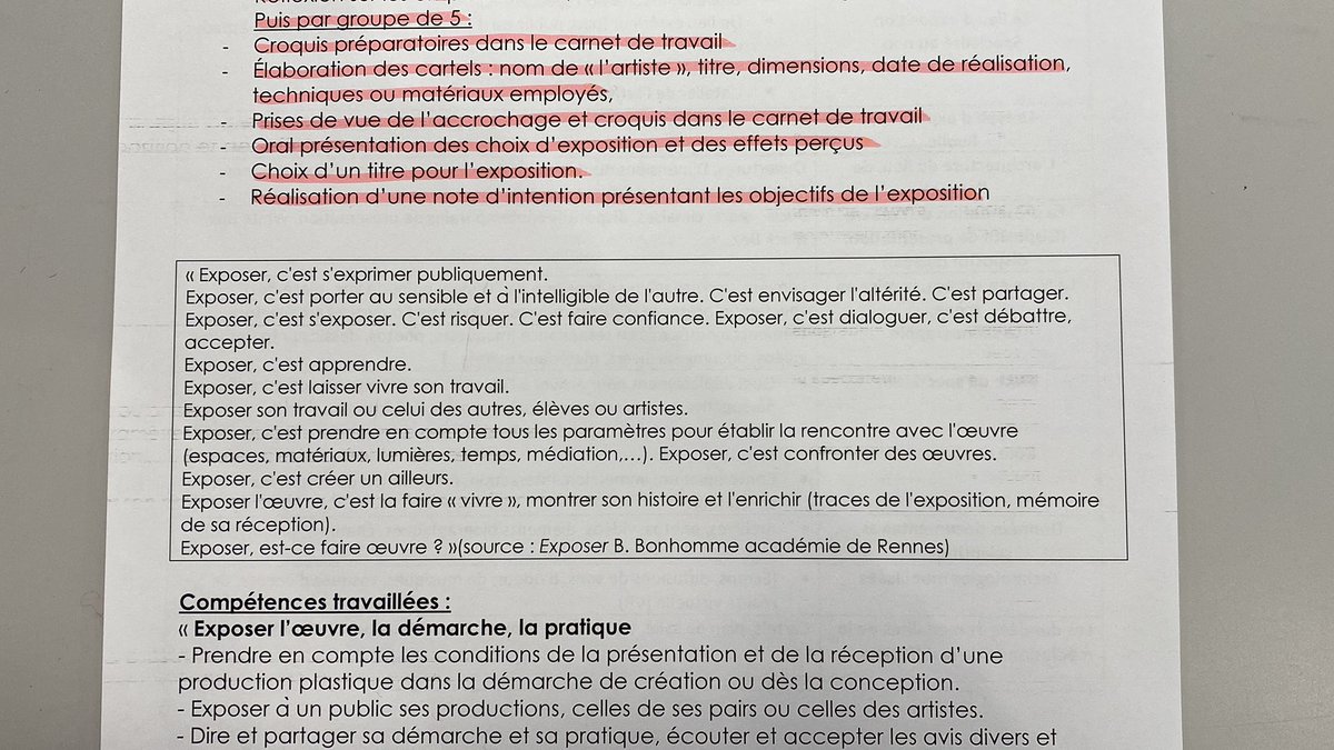 #competence #exposer #arts plastiques exposer son travail et celui des autres. Des discussions pertinentes dans l’ #espace culturel du <a href="/LyceeBeaussier/">Lycee_Beaussier</a> @igartsplastique <a href="/CroisonnierH/">Croisonnier Hélène</a> <a href="/JR_Arts_06/">JRarts J.Rouch</a>