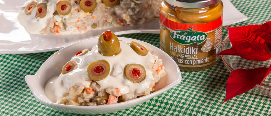 ¿Crees que con las ensaladillas rusas todo está inventado? Pues alucina, porque la combinamos con unas deliciosas aceitunas griegas Halkidiki… ¡nada que ver con las anteriores! 😍💪

En en enlace, los detalles - bit.ly/3fEOs2j

#RecetasFragata