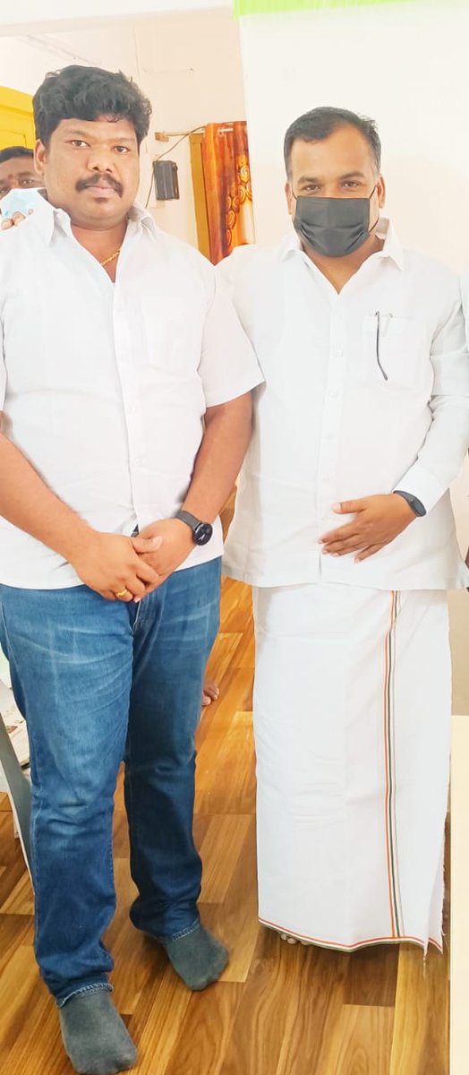 SiJeffrin's tweet photo. தலைவர் #ராகுல் காந்தியின் போர்வாள் விருதுநகர் பாராளுமன்ற உறுப்பினர் மரியாதைக்குரிய அண்ணன் @manickamtagore அவர்களுடம் குமரி மேற்கு மாவட்ட இளைஞர் காங்கிரஸ் தலைவர் அண்ணன் @Depakar_tnpyc அவர்கள் @RahulGandhi @kcvenugopalmp @TN_PYC https://t.co/EDjXLQtlLY