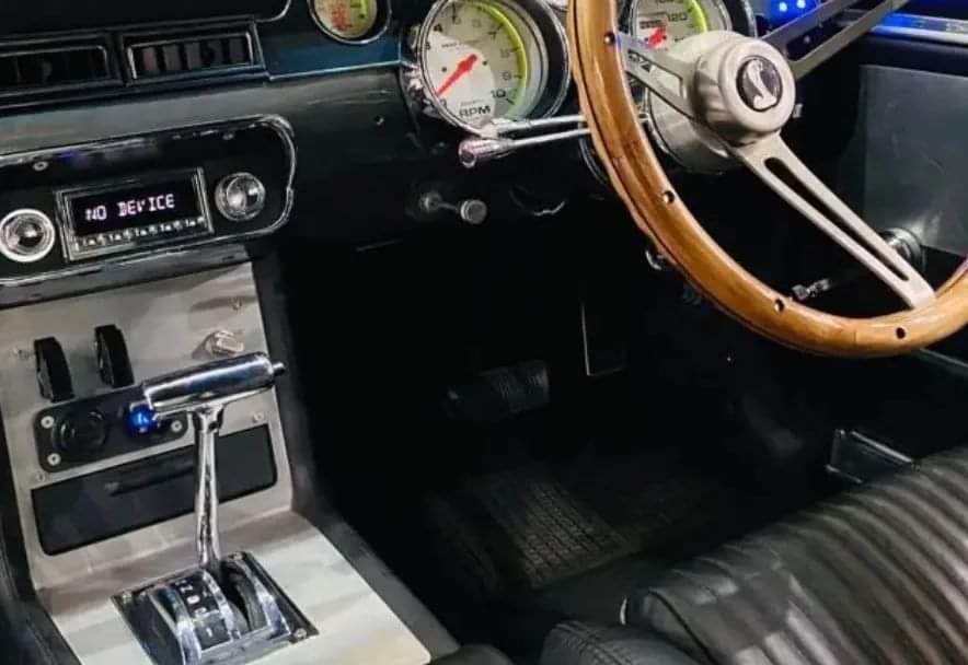 HoldenKlasik's tweet photo. 1967 Metic kondisi super!
nek serius boleh dm me mbah!
nek serius wae! https://t.co/KFM1hNqqUR
