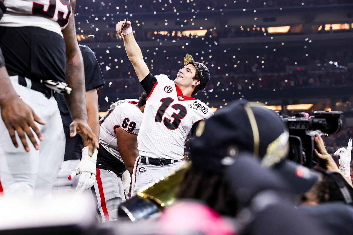 LoganMBooker's tweet photo. Good morning to everybody but especially to the kid from Blackshear that won Georgia a National Championship.  #GoDawgs https://t.co/JDf0H9YJ7Y