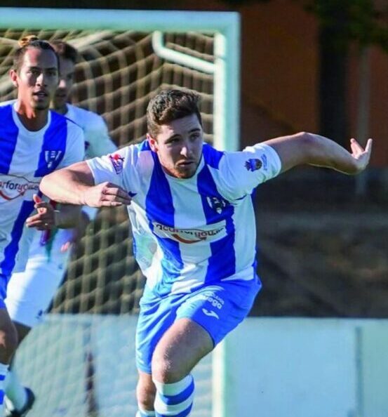 Fútbol: Ballesteros causa baja en el Hogar Alcarreño
ow.ly/x3YG50HyJJe