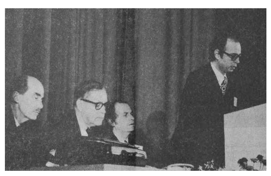 adam_tooze's tweet photo. Klaus Schwab welcomes participants to the inaugural European Management
Symposium in 1971. Otto von Habsburg (left) delivered the keynote speech at
the opening session!
https://t.co/sy85tlnEUb https://t.co/oO08bh6soX