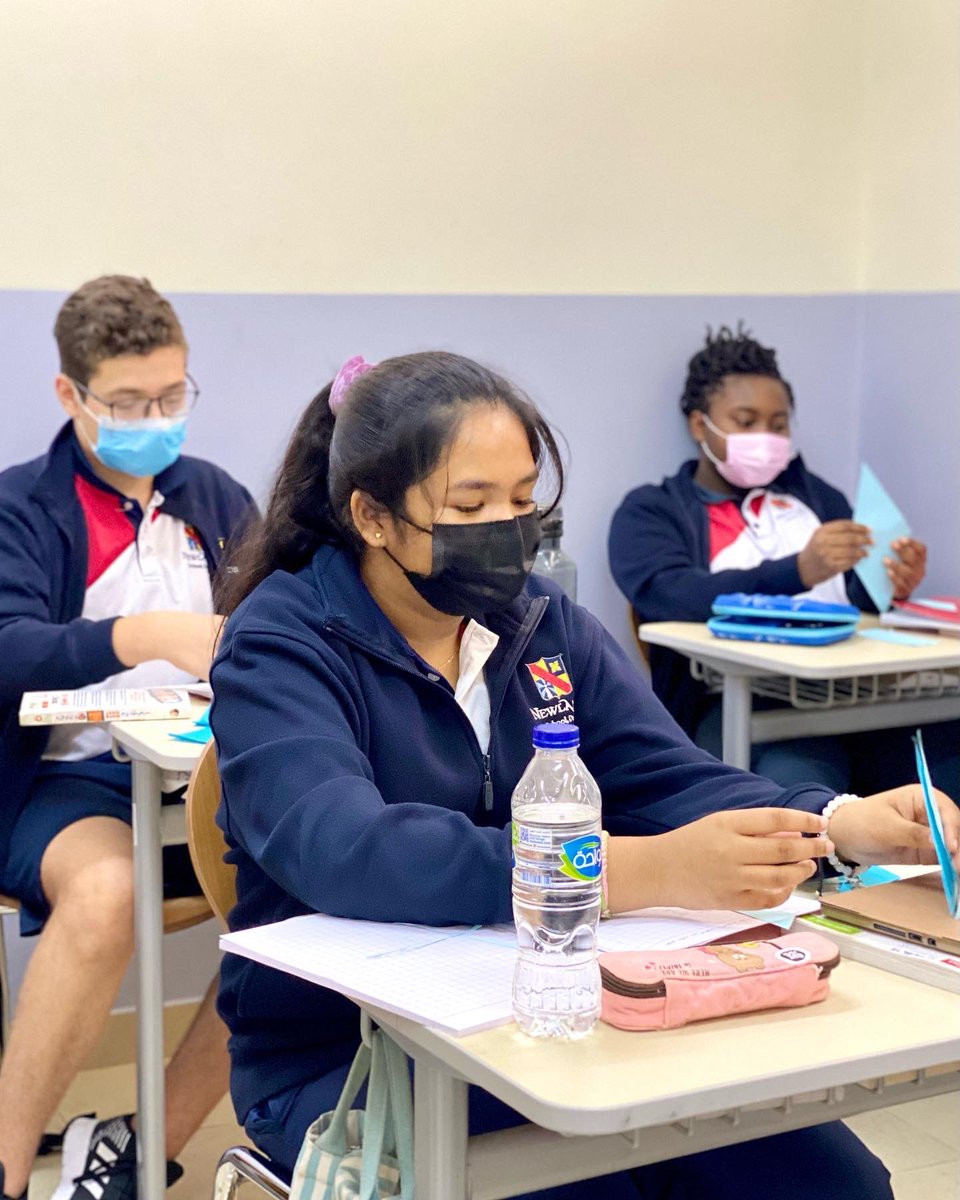 newlands_dubai's tweet photo. Year 8 students learning about congruence and similarity of shapes by modeling, using equilateral and isosceles triangles.
.
.
.
#NewlandsSchoolDubai
#WhereLearningNeverStops https://t.co/ZhIgKqqz2r