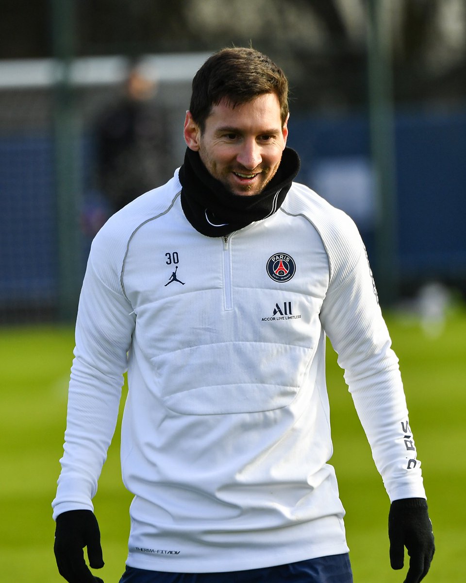 PSG_English's tweet photo. 😀 3️⃣0️⃣ https://t.co/g1GQABtHga