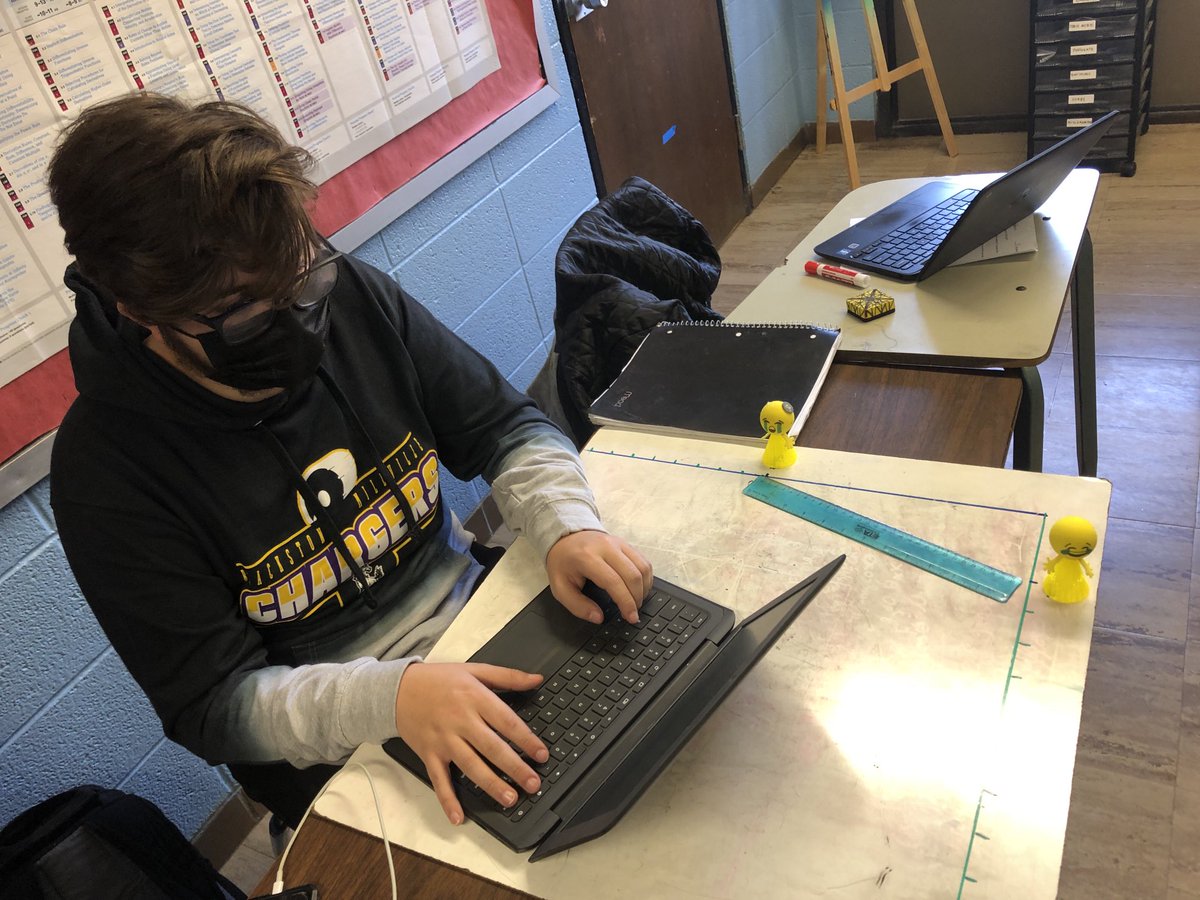 Ethan Roe tweet media