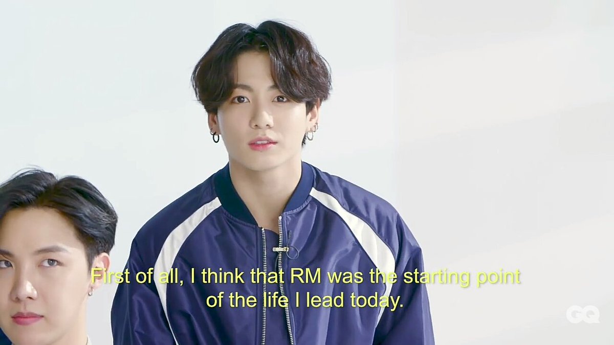 smileyjinnie92's tweet photo. @mhereonlyforbts The way he appreciates namjoon every chance he gets🥺 https://t.co/xMKB54hnGS