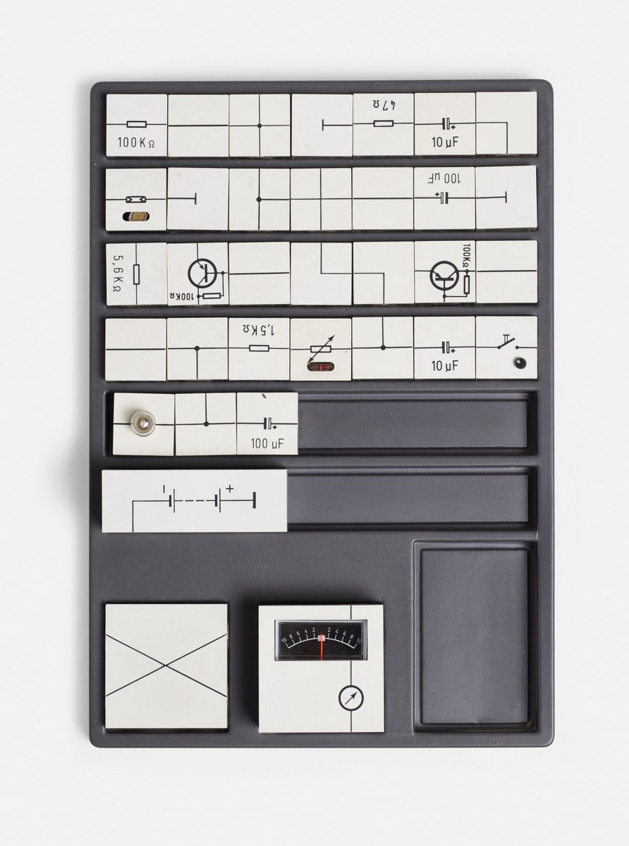 presentcorrect's tweet photo. Braun Lectron (1960s) was a toy for building simple electronics systems. Made up of 34 magnetic blocks.

https://t.co/xrFbozHklz

https://t.co/uzZ7ixOtcI

https://t.co/FJuJRs5UBx https://t.co/3QqH8iXTEJ