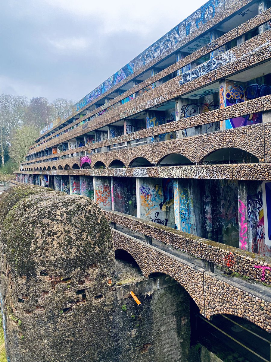 Travelaura_'s tweet photo. This place is insane! A quick pit stop which turned into a two hour detour #stpetersseminary #graffiti #abandoned #Scotland https://t.co/caNWYouYnD