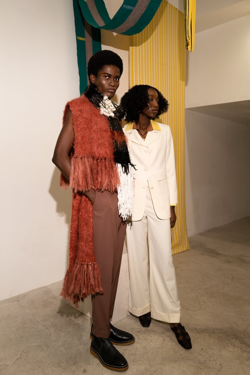 _ethicalfashion's tweet photo. Handwoven Faso Danfani fabric from our partners #CABES in Burkina Faso formed the backdrop for #LukhanyoMdingi's stunning debut show in Paris.

#EFIAccelerator #MadeInBurkinaFaso https://t.co/wtro2uIxhy
