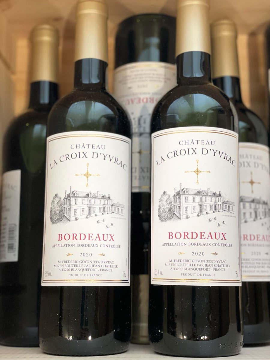 The GLORIOUS pairing of Wine 🍷🍷and Cheese🧀! 🤩 What better way to celebrate National Cheese Day than by enjoying Ch. La Croix D'Yvrac  with your favorite cheese! #Bordeaux #France #nationalcheeseday #wineoftheday
