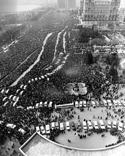 ireli_pu's tweet photo. As a result of the #BlackJanuary #tragedy, the Constitution of the USSR and the Constitution of the Azerbaijan SSR were grossly violated, and the sovereign rights of the Republic of Azerbaijan were violated. #20January #Azerbaijan #ireli2022 https://t.co/HErjuTXoRQ