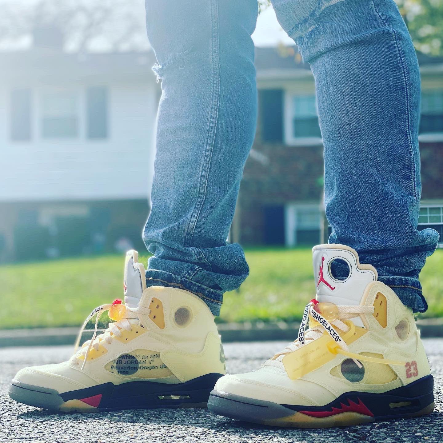 Corey Saunders, MA: Sneaker Collector on X: Air Jordan 5 “Off White”. I  mean…I'm supposed to wear my sneakers right? 🤷🏽‍♂️😂 #WDYWT #AirJordan # OffWhite #AtmosCollectorsClub  / X