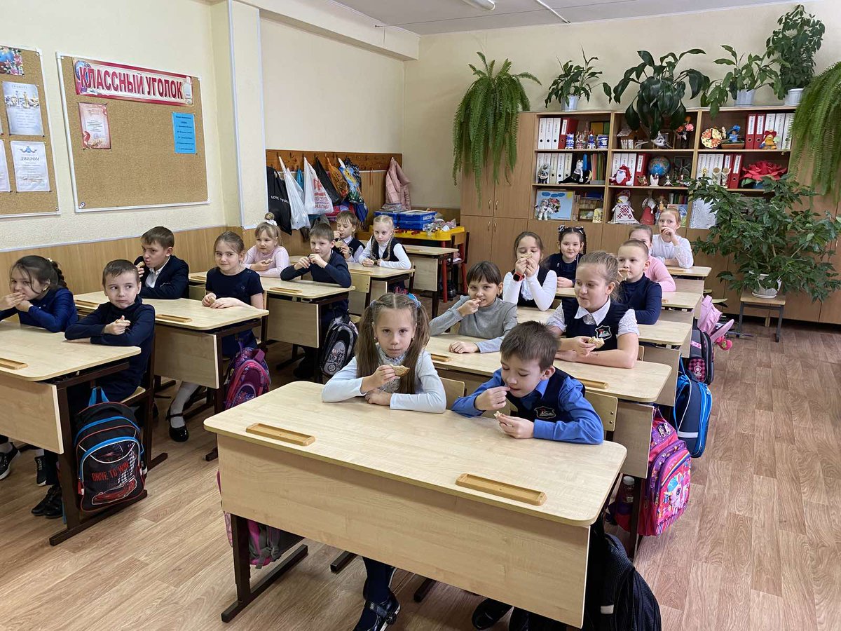 school77samara's tweet photo. в 125 граммов в рамках реализации Всероссийской акции памяти «Блокадный хлеб». https://t.co/ojPzdviWRv
