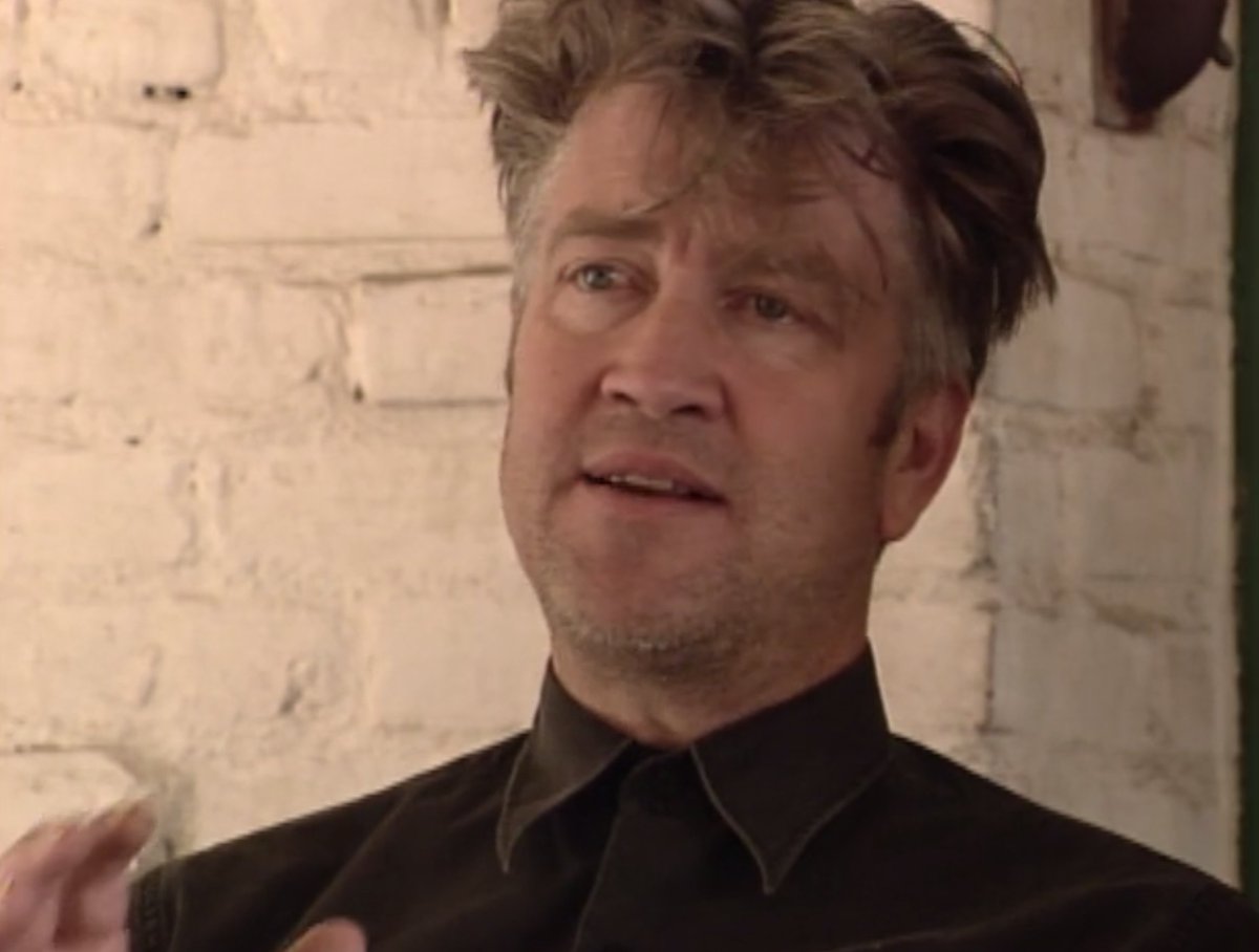 "To sit and dream is a beautiful thing." Happy birthday, David Lynch! 🖤🥧🎬✨🎨🌹