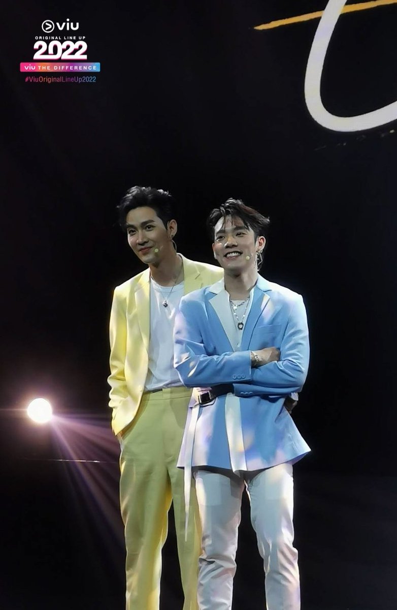 Viu_TH's tweet image. #โอห์มฟลุ้ค &amp;amp; #คิมคอป มาแล้วววววว! 

💛 #CloseFriendss2 - "Close Friend โคตรแฟน 2" 💛
 
#ViuOriginalLineUp2022 #ViuTheDifference #ViuOriginal #OhmFluke #KimCop
@ohmthitiwat @FlukeNatouch @KiimMon @CTR2DAB