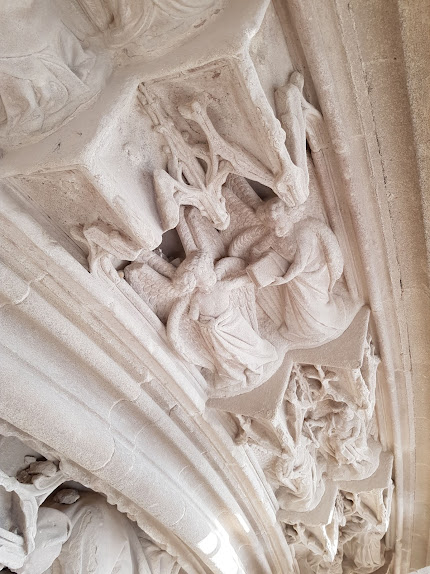 MuseeStAntoine's tweet photo. #France3 #meteoalacarte à #saintantoine
L’équipe de tournage est venue à la rencontre de Géraldine Mocellin directrice du @MuseeStAntoine et Justine Barbier de @SMVI_tourisme, pour une visite du site et  la présentation du chantier de restauration de l'église. #isere #patrimoine https://t.co/shg9RQRxpu
