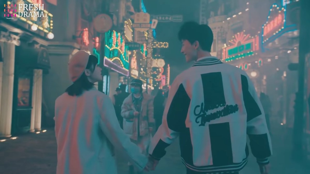 estherbyun13's tweet photo. Fu Bao and Mingshi's first date is too precious ✨❤️
#EmperororBoss #偶然出现的你 #ChenFangtong #YangZe https://t.co/t46DixOhcN