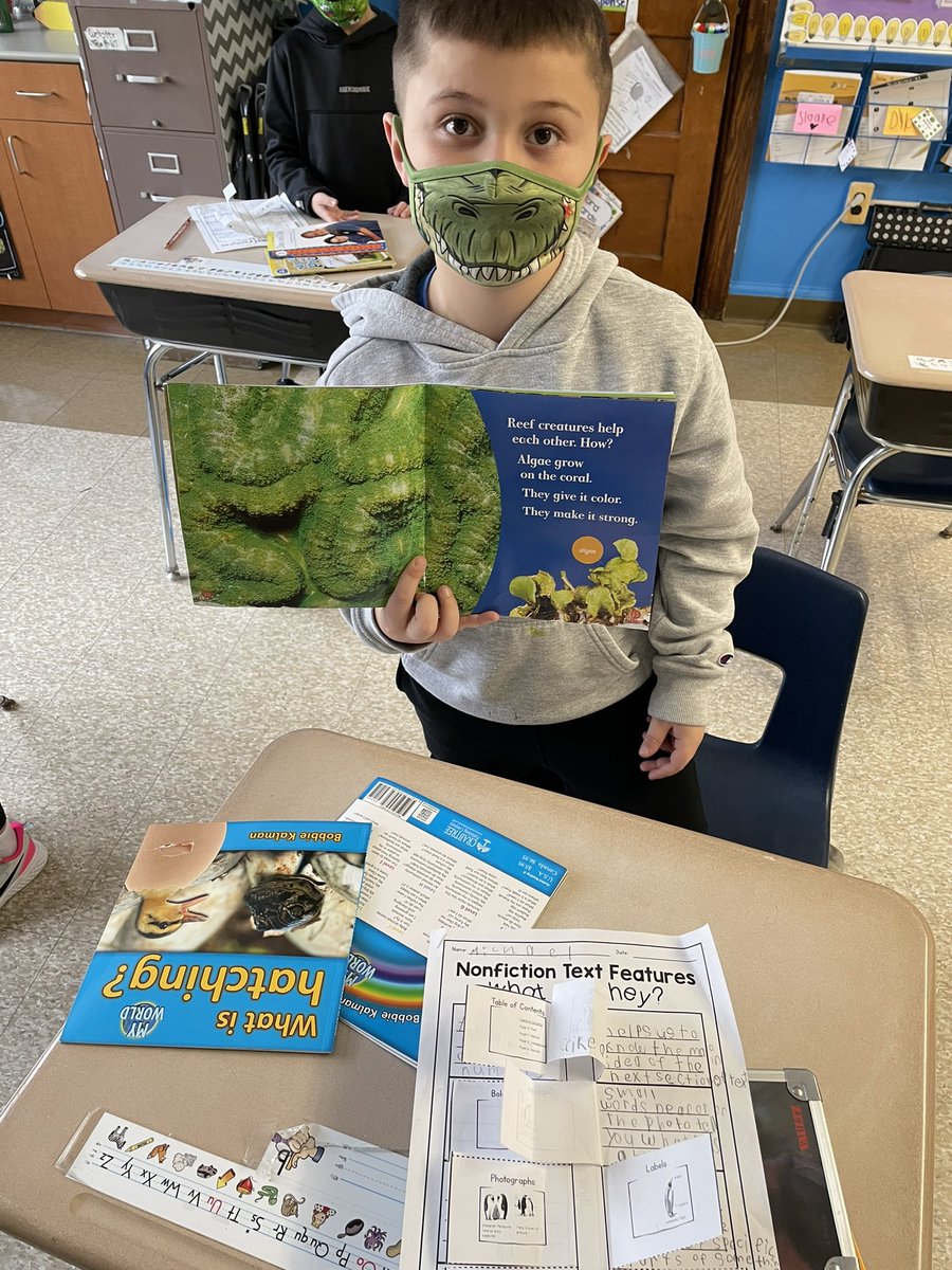 2nd grade learned what ‘labels’ do and found them in their own books in their book baggies!