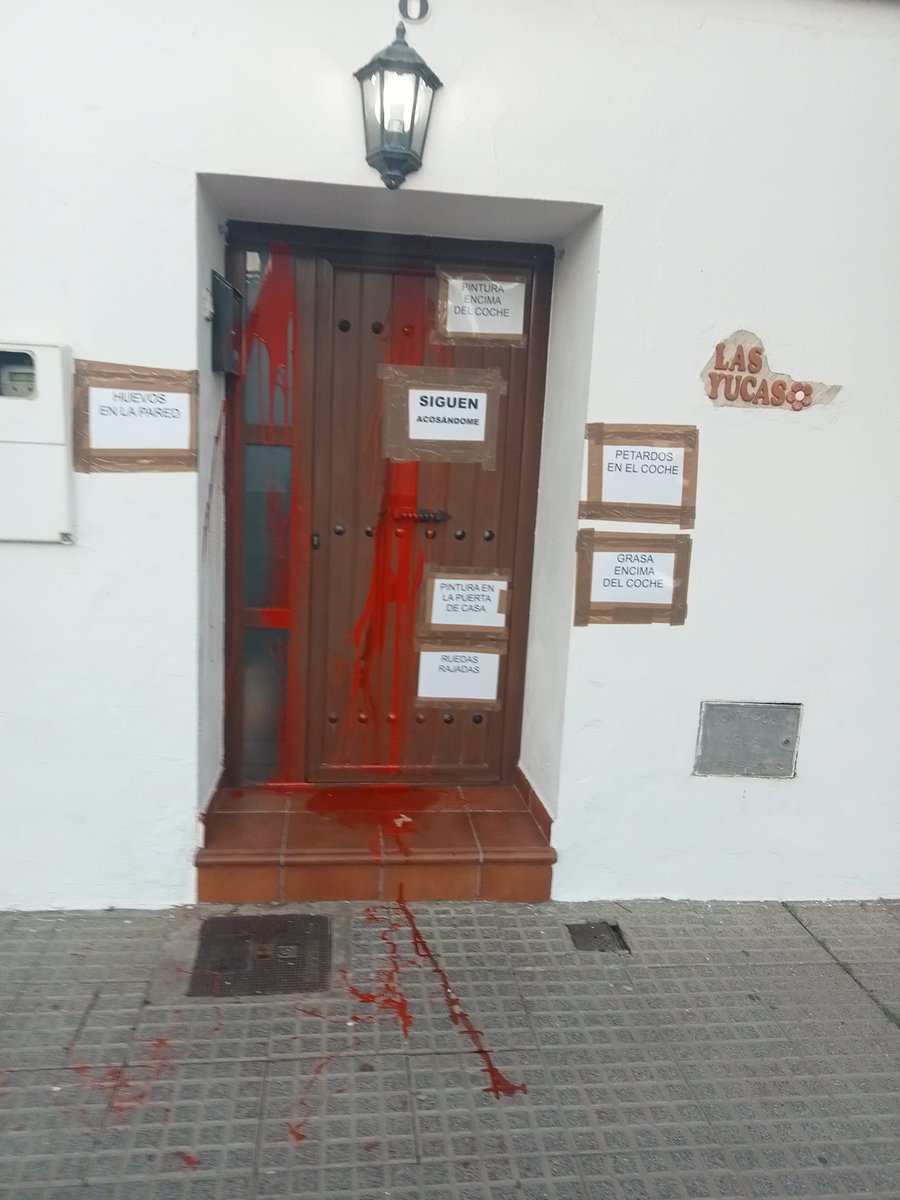 MARABUNTA_2013's tweet photo. ¡¡ No estás sola !! ¡¡ Esto debe parar YA !! https://t.co/fVgrxfpBpn
