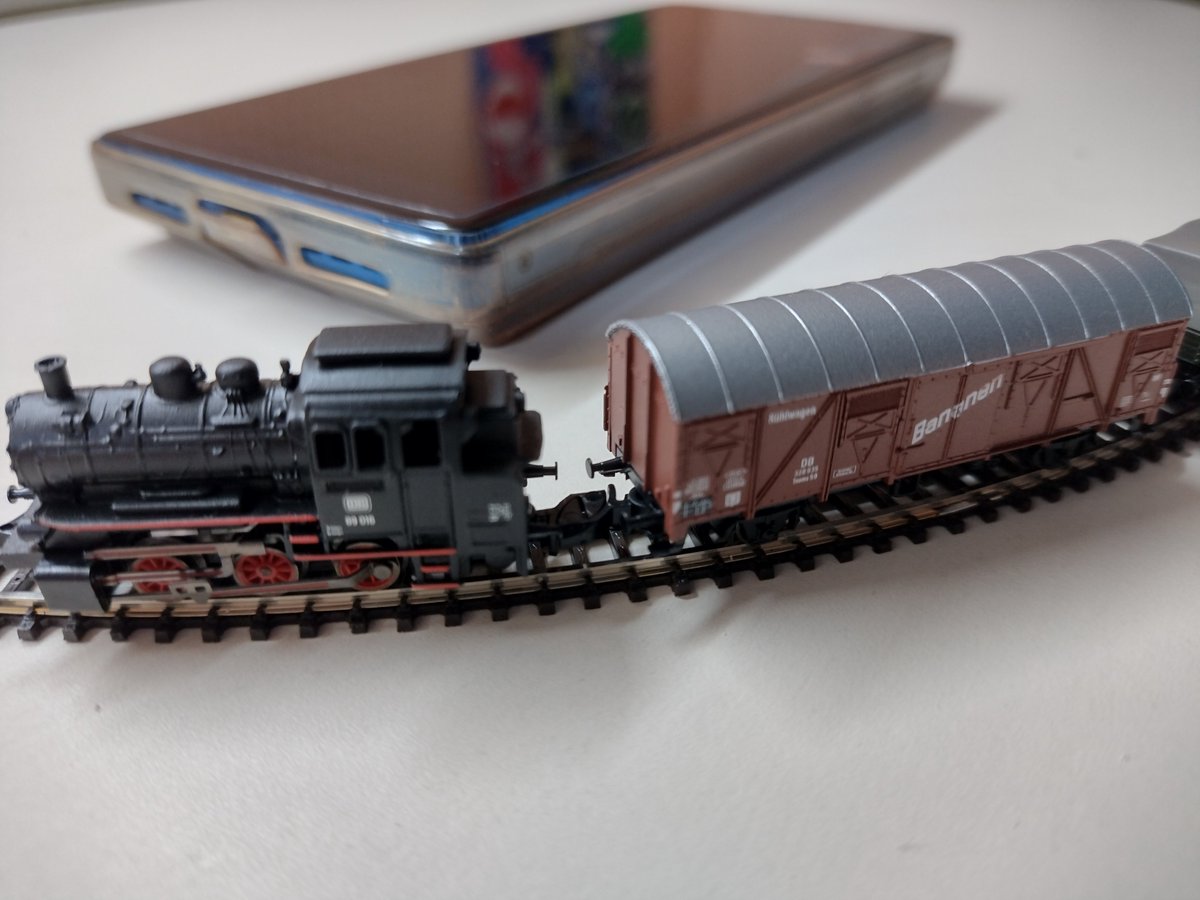 AzovCapital's tweet image. LL
Liberland Railways is building a new line Z.
The H0 line is currently in operation.
UK
Liberland Railways будує нову лінію Z.
На даний момент експлуатується лінія H0.
RU
Liberland Railways строит новую линию Z.
На данный момент эксплуатируется линия H0.

#liberlandrailways