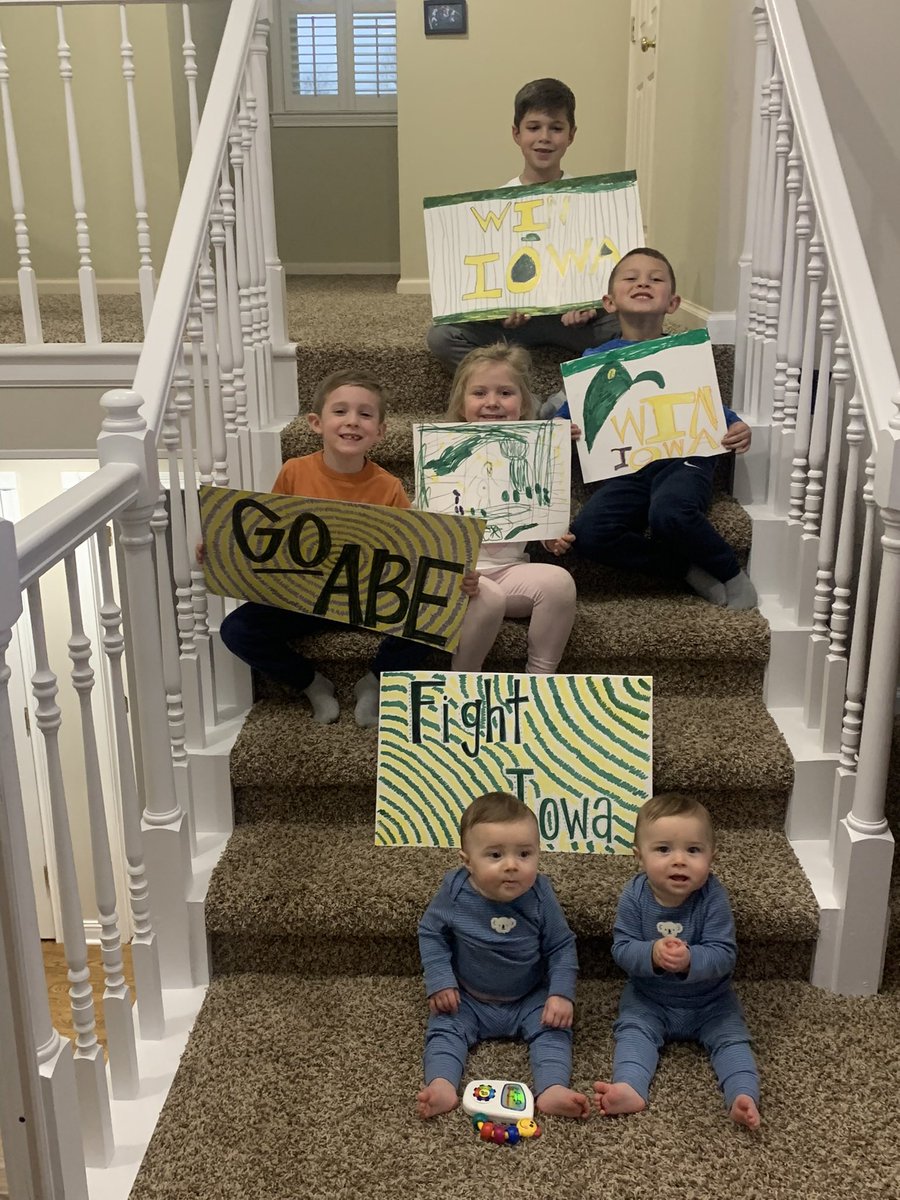JillAssad's tweet photo. The cousin crew loves their Abe. https://t.co/ylLa77mR63
