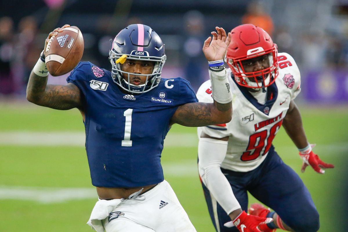 JakhariWilliam4's tweet photo. #AGTG after a great talk with @BryanEllisGS I am VERY Blessed to say I have received and offer from Georgia Southern University #GATA @GMoore0614 @RecruitGeorgia @ChadSimmons_ @Mansell247 @FPDVikingSports https://t.co/rO8PqUv3xV