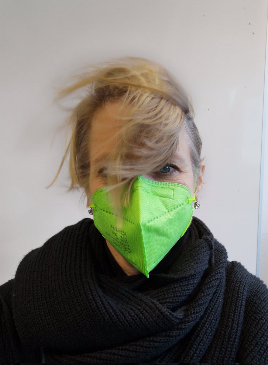 ernsthaftmama's tweet image. Willkommen im Unterricht. #teachingisfun #lüften