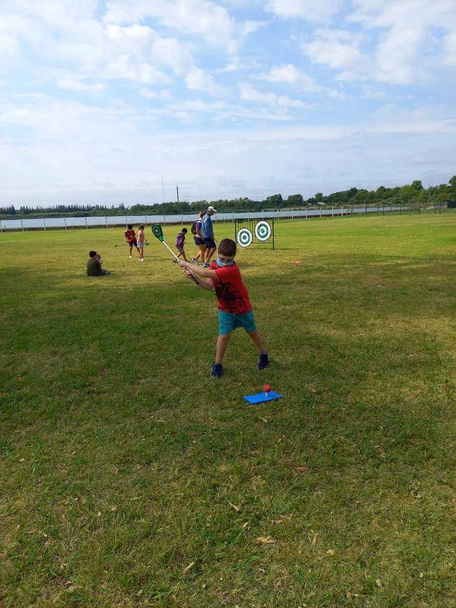 DeportesBA's tweet photo. Taller de #Golf en las #ColoniasBA de #Roca https://t.co/n7VGuq6JJT