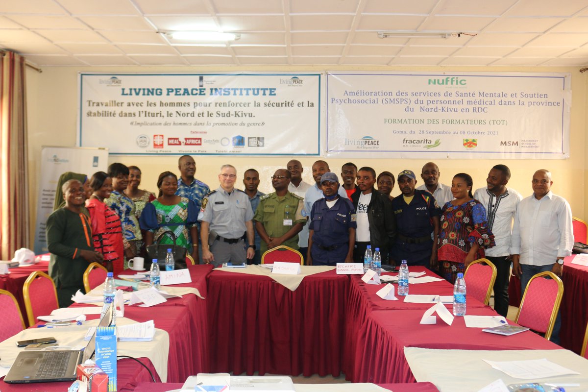 living_inst's tweet photo. #LPI, #UNPOL à #Goma, une visite d'échange d'expérience entre les deux organisations qui travaillent dans le domaine de #SBVG. Mr Denis, MORIS Team Leader, SPT SVBG, Aloys M. Benoit R. et les facilitateurs LPI. https://t.co/guPJmmn69N