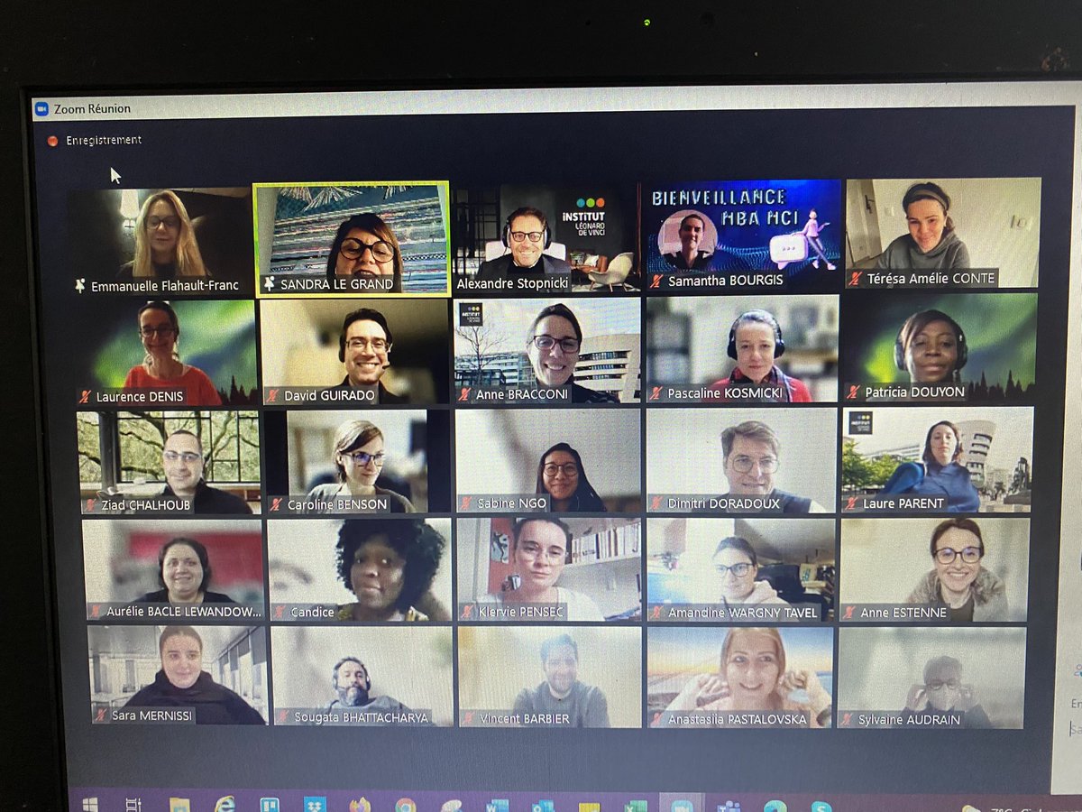 Masterclass #reseaux c est maintenant ! <a href="/mbamci/">MBA MCI - MBA Marketing Communication Innovation</a> près de 80 étudiants MBA échangent avec nous en duo @emmanuelleFlahault et <a href="/SandraLeGrand1/">Sandra Le Grand</a> sous l œil bienveillant de <a href="/alexandre3h33/">Alexandre Stopnicki</a>