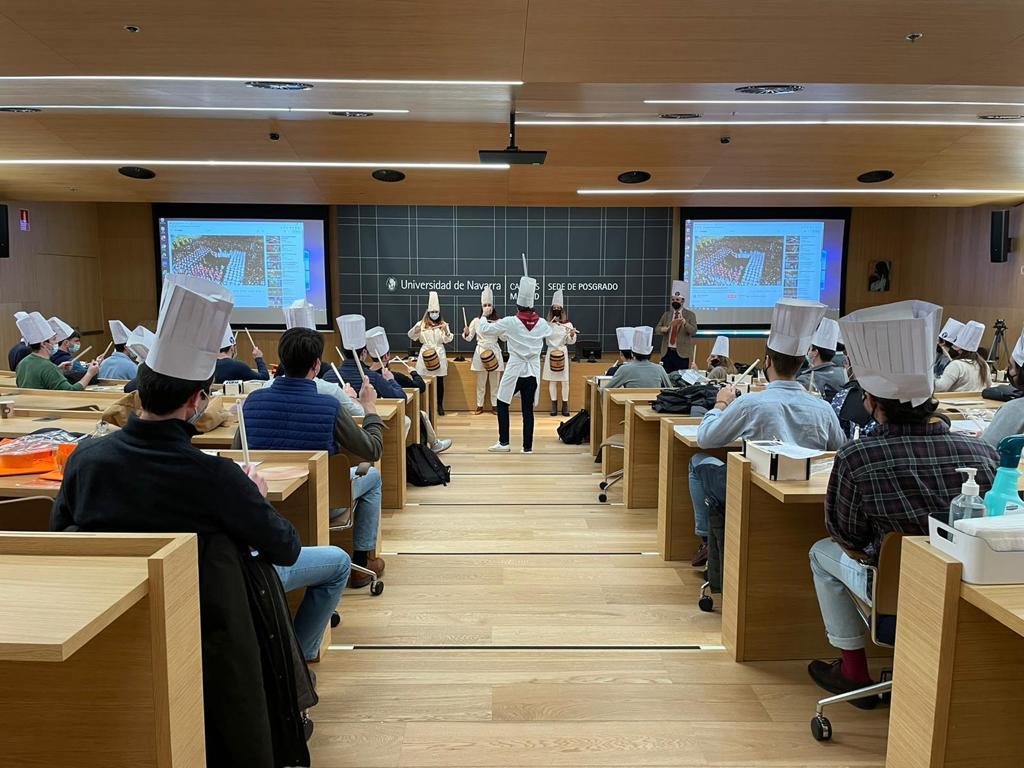 tecnun's tweet photo. Hoy los alumnos del #MII de @tecnun están celebrando la tamborrada en la sede de posgrados de Madrid. La fiesta de San Sebastián llega así también a Madrid. #TamborradaTecnun2022 https://t.co/z7fcVzp9G5 https://t.co/eIVJ4I6aQA