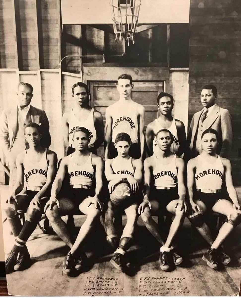 Black College Exp Sports Reporter (@blackcollegeexp) on Twitter photo On this #TBT I share a vintage photo of <a href="/MaroonTigers/">Morehouse Maroon Tigers</a> <a href="/MorehouseMBB/">Morehouse Basketball</a> <a href="/Morehouse/">Morehouse College</a> @kchap512 <a href="/financejonE/">Pop</a>
*credit to photographer* this isn't my photo On this #TBT I share a vintage photo of <a href="/MaroonTigers/">Morehouse Maroon Tigers</a> <a href="/MorehouseMBB/">Morehouse Basketball</a> <a href="/Morehouse/">Morehouse College</a> @kchap512 <a href="/financejonE/">Pop</a>
*credit to photographer* this isn't my photo
