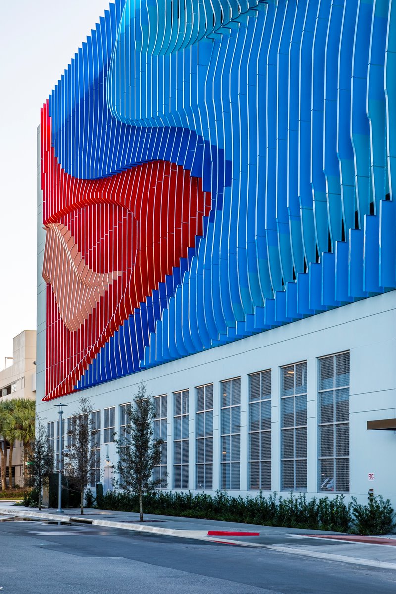 SundanceArch's tweet photo. This entire structure is made up of individual panels. Each one cut, welded and powder coated all under one roof. Now that's impressive! 

Swipe through to see the end result!

#parkinggarage #wallpanels #custom #designbuild #creativevillage https://t.co/SJ0hzPHsz8