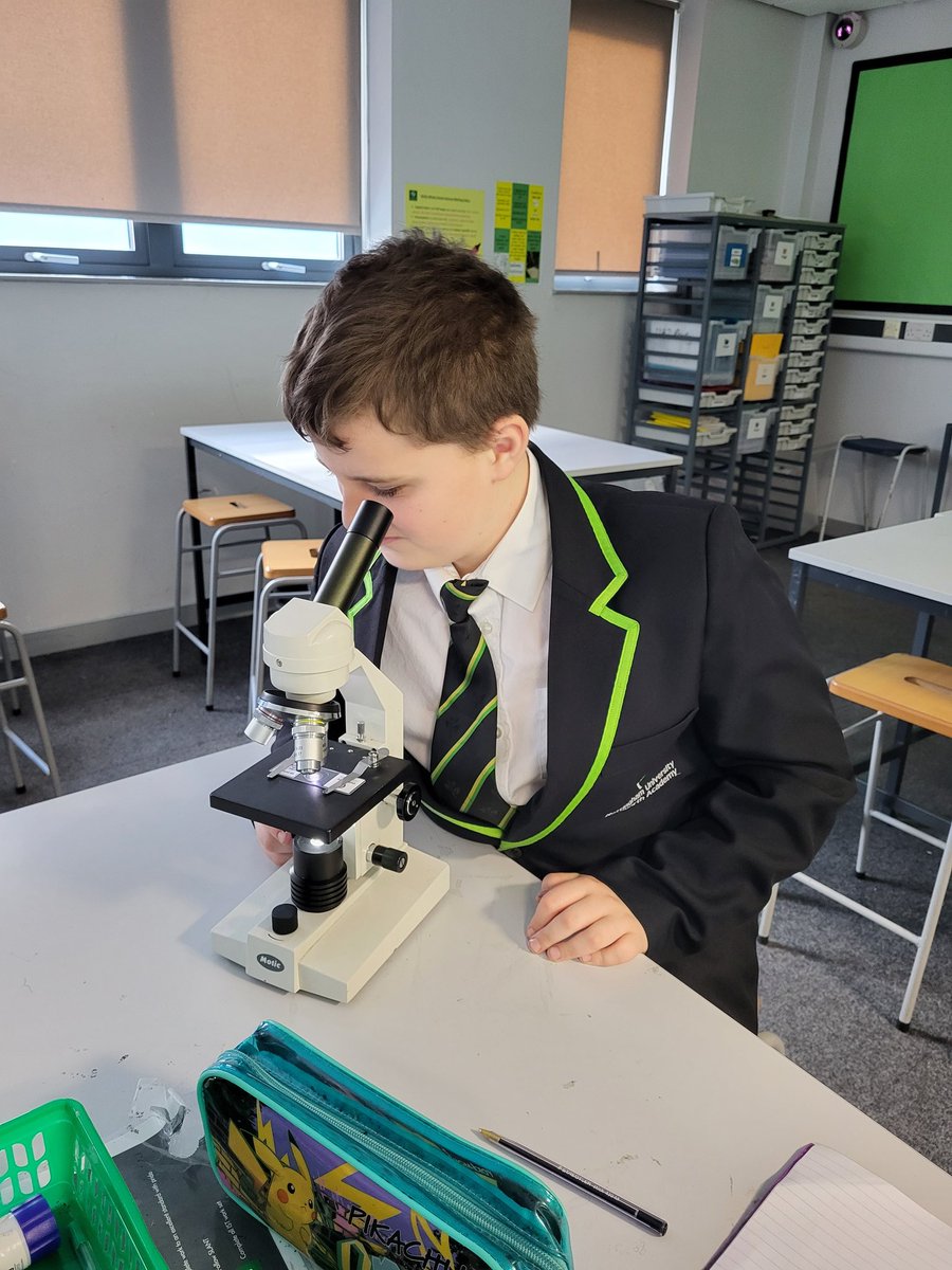 Mrs Barton👩🏼🔬 tweet media