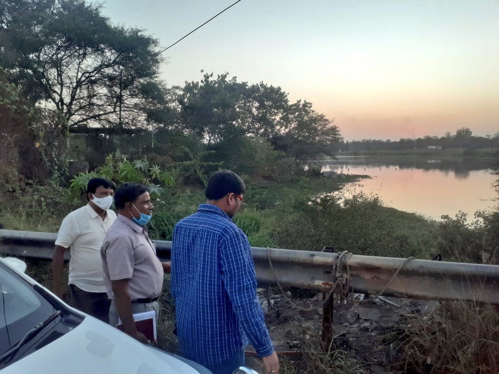 Inspected #Lakes in Rajendranagar circle for Greenary, other developmental works along with DD(UBD), Manager(Rjnr) & teamghmc. @KTRTRS @arvindkumar_ias @GadwalvijayaTRS @CommissionrGHMC