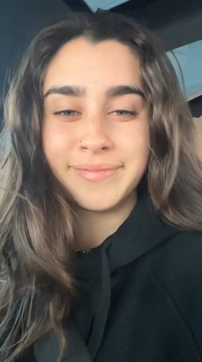 portallaurenbra's tweet photo. Esse sorriso cura aonde dói. https://t.co/zPq3RmXTss